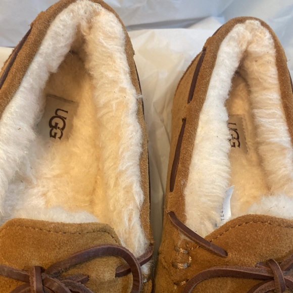 Ugg Dakota slippers - Picture 11 of 11